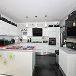 Ap Silvija Appartement *
